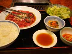 昨日のランチは焼肉!!