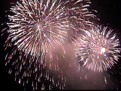何年も前の東京湾大華火祭