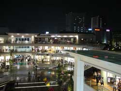ラゾーナ川崎
