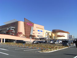 イオンモール日の出