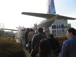 お花見in所沢航空記念公園