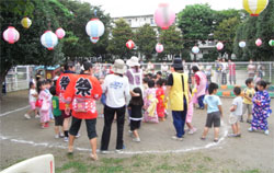 保育園の夏祭り夜の部
