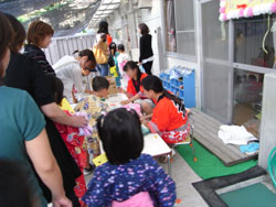 保育園の夏祭り夜の部