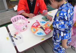 保育園の夏祭り夜の部
