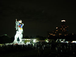 お台場　ガンダム ライトアップバージョン