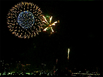 東京湾の花火