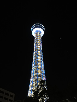 横浜マリンタワー