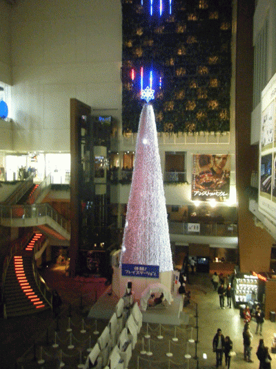 メディアージュのクリスマスツリー